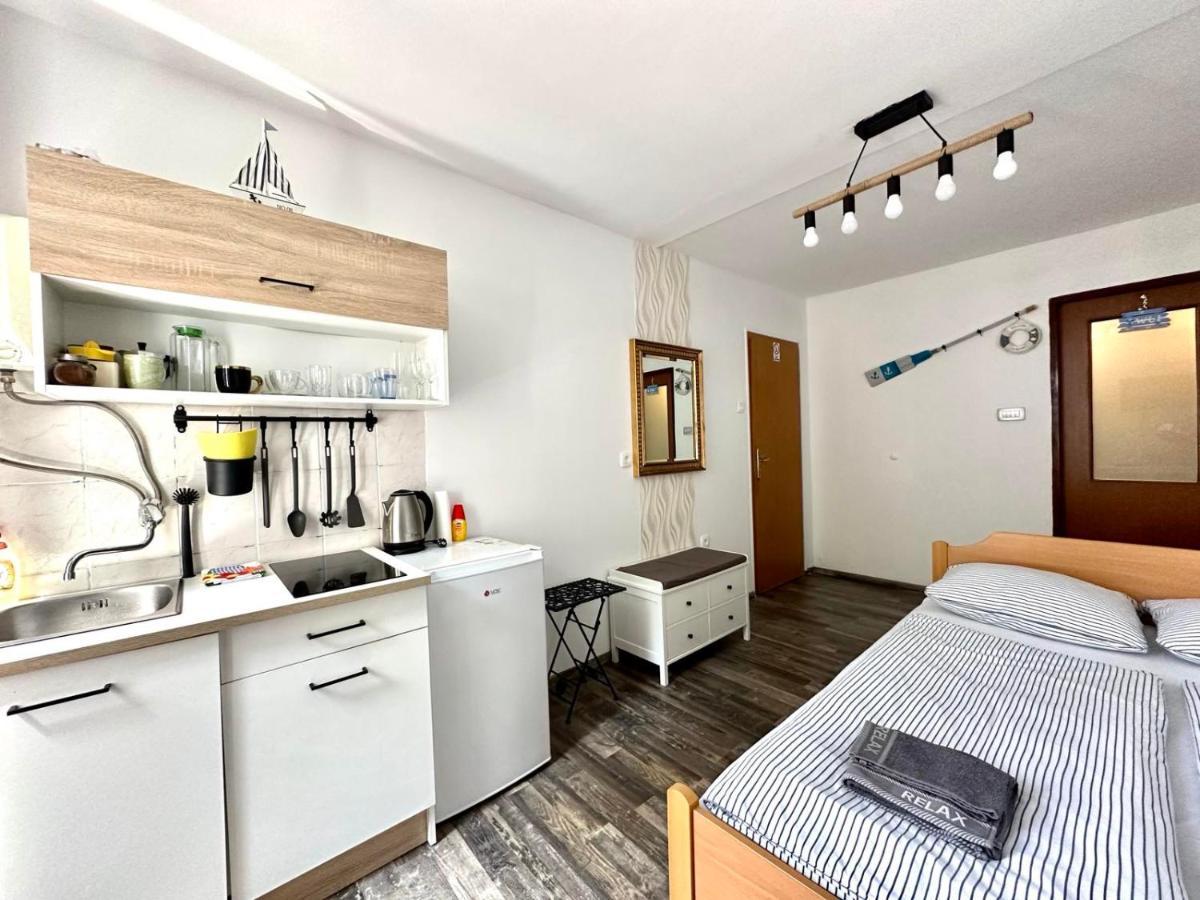بيران Apartments Relax المظهر الخارجي الصورة