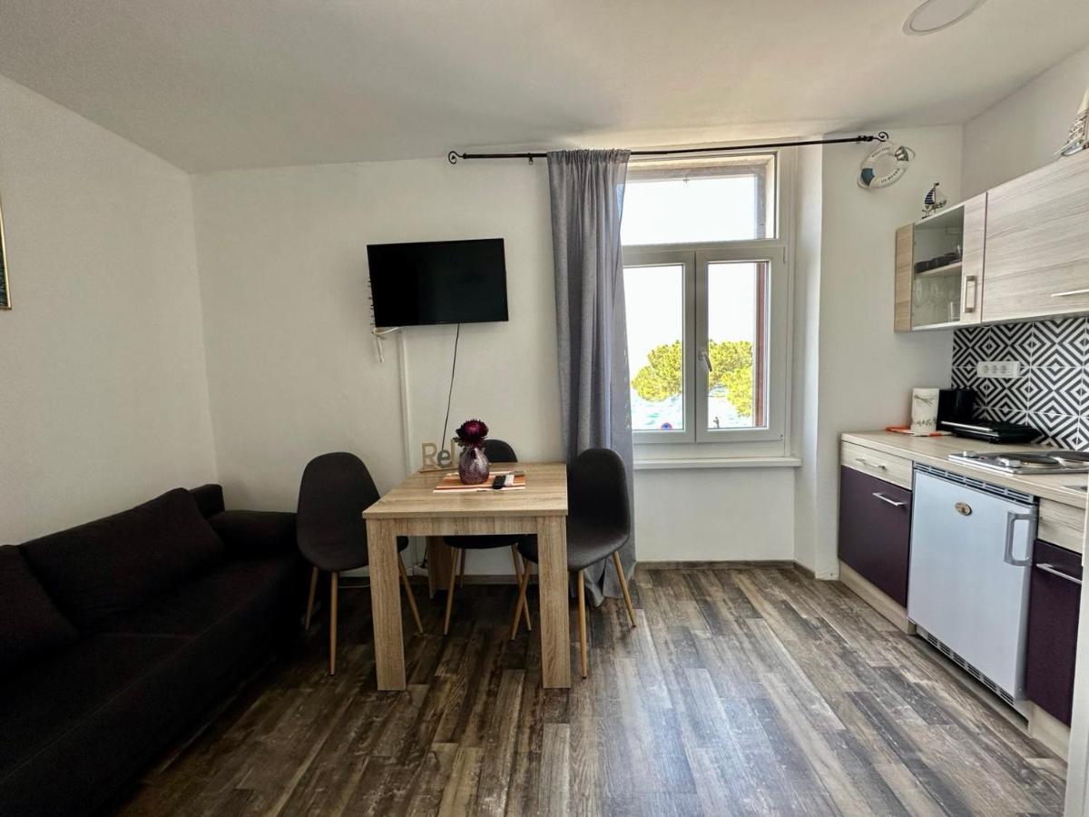 بيران Apartments Relax المظهر الخارجي الصورة